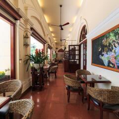 Hotel Continental Saigon интерьер отеля