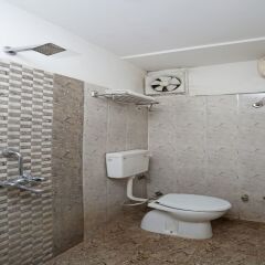 OYO 12479 Hotel city shine ванная