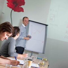 Отель Ibis Kortrijk Centrum Бельгия, Кортрейк - 1 отзыв об отеле, цены и фото номеров - забронировать отель Ibis Kortrijk Centrum онлайн детские мероприятия фото 2