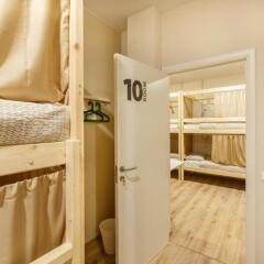 Nice Hostel Павелецкая Стандартный номер с двуспальной кроватью фото 8