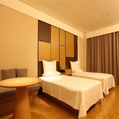 Отель Ji Hotel Shanghai Hongqiao Hub Jiuting Китай, Шанхай - отзывы, цены и фото номеров - забронировать отель Ji Hotel Shanghai Hongqiao Hub Jiuting онлайн комната для гостей фото 3