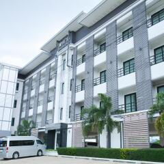 Baan Phor Phan Hotel парковка