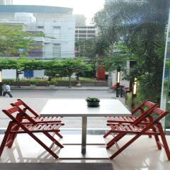 SilQ Bangkok Hotel балкон