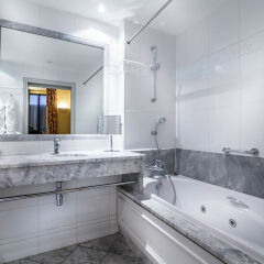 Le Lavoisier Hotel ванная