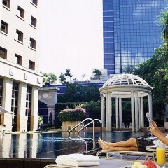 Отель Orchard Parksuites бассейн фото 3