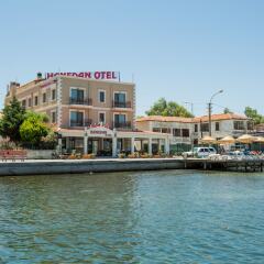 Hanedan Otel Турция, Фоча - отзывы, цены и фото номеров - забронировать отель Hanedan Otel онлайн приотельная территория фото 2
