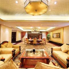 Royal Mediterranean Hotel интерьер отеля фото 2