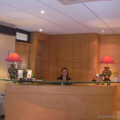 Отель Hôtel Espace Champerret фото 5
