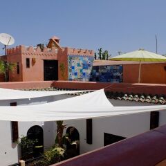 Отель Riad Ta'Achchaqa Марракеш фото 4