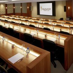 Отель Eaglewood Resort & Spa