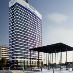Отель Gran Hotel Torre Catalunya Испания, Барселона - 9 отзывов об отеле, цены и фото номеров - забронировать отель Gran Hotel Torre Catalunya онлайн приотельная территория фото 2