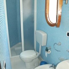 Отель B&B Terrazza sul Plemmirio Италия, Сиракуза - отзывы, цены и фото номеров - забронировать отель B&B Terrazza sul Plemmirio онлайн ванная