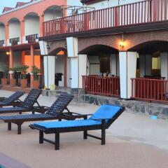 Отель Palm Beach Resort Таиланд, Пак-Нам-Пран - отзывы, цены и фото номеров - забронировать отель Palm Beach Resort онлайн бассейн