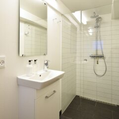 Апартаменты A Duplex Apartment in the Center of Copenhagen Копенгаген ванная