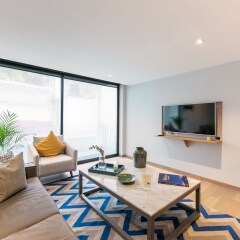 Отель Beautiful 2br apt in the Heart of Polanco Мехико фото 25