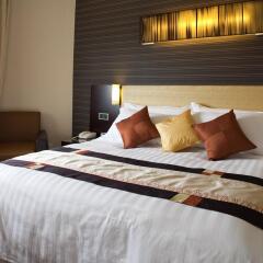 Hotel Royal @ Queens комната для гостей