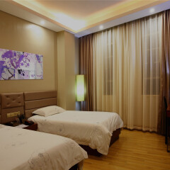 TIE LV Holiday Hotel детские мероприятия