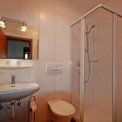 Отель Residence Karpoforus Лачес ванная