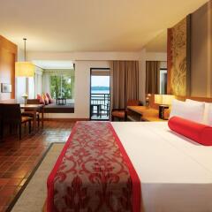Отель Outrigger Laguna Phuket Beach Resort 5* Стандартный номер с различными типами кроватей фото 3