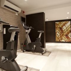 AC Hotel by Marriott Nice фитнесс-зал фото 2