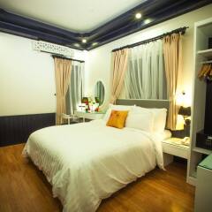 Отель Maison D'Hanoi Boutique Ханой сейф в номере