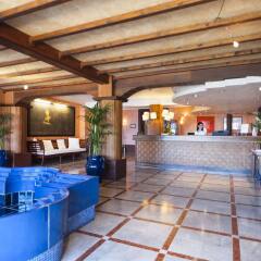 Hotel La Perla Del Golfo Проччио интерьер отеля