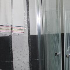 Отель Grand Saranda Албания, Саранда - отзывы, цены и фото номеров - забронировать отель Grand Saranda онлайн ванная