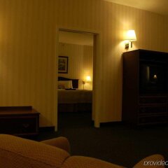 Отель Hampton Inn by Hilton Ottawa Канада, Оттава - отзывы, цены и фото номеров - забронировать отель Hampton Inn by Hilton Ottawa онлайн комната для гостей фото 4