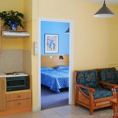 Daphne Hotel Apartments в номере