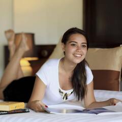 Отель Peace Laguna Resort & Spa фитнесс-зал