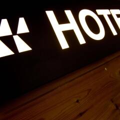 Отель Three Crowns Hotel Чехия, Прага - 6 отзывов об отеле, цены и фото номеров - забронировать отель Three Crowns Hotel онлайн гостиничный бар
