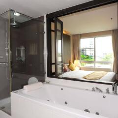 Отель Royal Suite Residence Boutique Бангкок спа фото 2