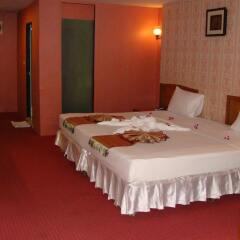 Отель Ao Nang Beach Resort сейф в номере