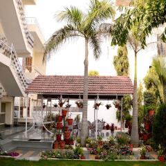 Отель OYO 4492 Home Stay Sukh Vilas фото 3