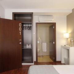 Отель Dormavalencia Hostel Regne Испания, Валенсия - отзывы, цены и фото номеров - забронировать отель Dormavalencia Hostel Regne онлайн сейф в номере