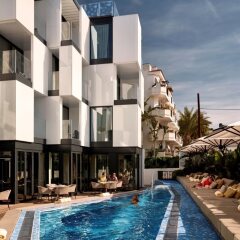 Sir Joan Hotel бассейн