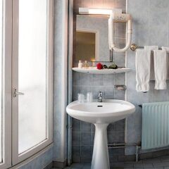 Отель Paris Legendre ванная фото 2