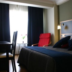 Отель Hostal Mara Испания, Ла-Корунья - отзывы, цены и фото номеров - забронировать отель Hostal Mara онлайн сейф в номере