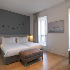 Отель Feels Like Home Chiado Prime Suites Португалия, Лиссабон - отзывы, цены и фото номеров - забронировать отель Feels Like Home Chiado Prime Suites онлайн комната для гостей