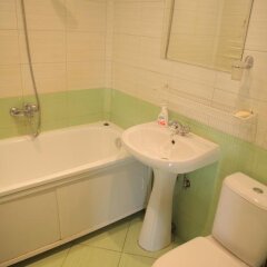 Гостиница Mogol's Flat в Санкт-Петербурге отзывы, цены и фото номеров - забронировать гостиницу Mogol's Flat онлайн Санкт-Петербург ванная
