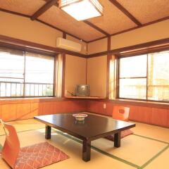 Отель Ryokan Miyukiya Беппу комната для гостей фото 4