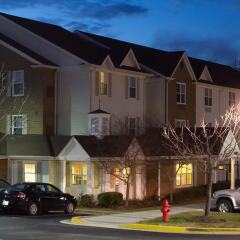 Отель Towneplace Suites Baltimore Fort Meade Аннаполис-Джанкшн парковка
