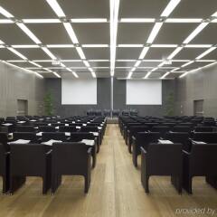 Отель The Rosa Grand Milano - Starhotels Collezione Италия, Милан - 13 отзывов об отеле, цены и фото номеров - забронировать отель The Rosa Grand Milano - Starhotels Collezione онлайн помещение для мероприятий