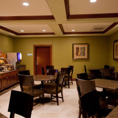 Отель Holiday Inn Express Hotel & Suites Woodland Hills США, Лос-Анджелес - отзывы, цены и фото номеров - забронировать отель Holiday Inn Express Hotel & Suites Woodland Hills онлайн питание