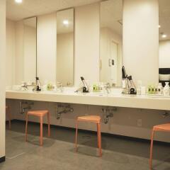 Отель First Cabin Akihabara Япония, Токио - отзывы, цены и фото номеров - забронировать отель First Cabin Akihabara онлайн ванная