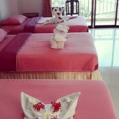Отель The Little Mermaid Guesthouse And Restaurant пляж Ката помещение для мероприятий