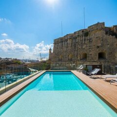 Отель Cugo Gran Macina Grand Harbour бассейн фото 2