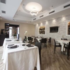 Отель BHL Boutique Rooms Legnano Италия, Леньяно - отзывы, цены и фото номеров - забронировать отель BHL Boutique Rooms Legnano онлайн питание
