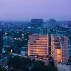 Hotel Ciputra Semarang балкон