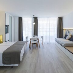 Отель Medplaya Hotel Calypso Испания, Салоу - отзывы, цены и фото номеров - забронировать отель Medplaya Hotel Calypso онлайн комната для гостей фото 2